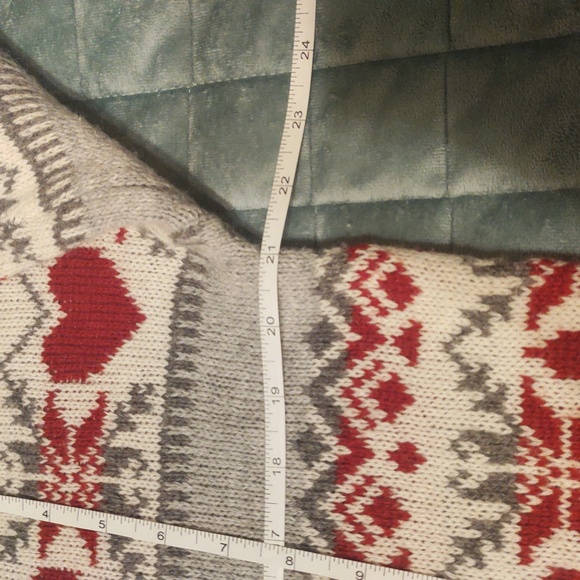 Ruby Moon Hearts Winter Hoodie Sweater - Picture 7 of 10